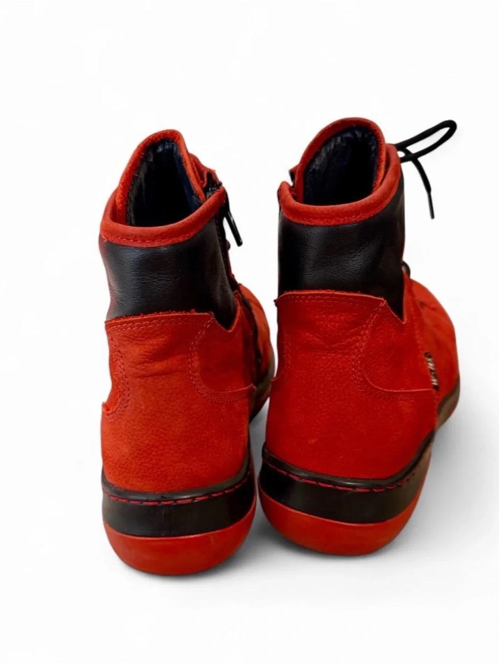Wolky Ambient Water Resistant Red Black Leather Ankle Boots Women’s Size US 9.5